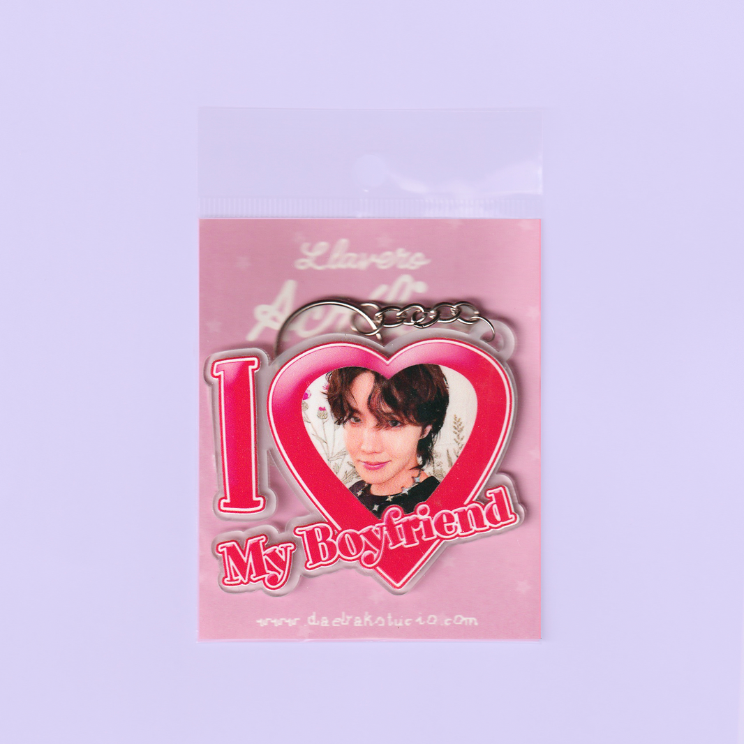 Llavero Acrílico: J-Hope “I Love My Boyfriend”
