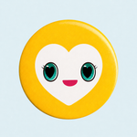 Pin TWICE Lovelys – 58 mm